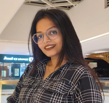  Shivani Makwana